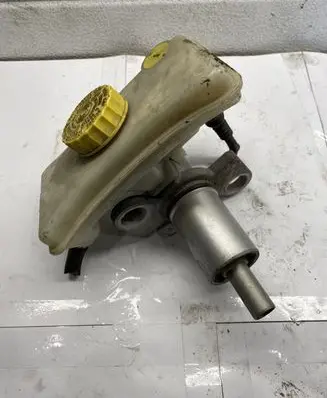 Audi A4 S4 B6 8E 8H Master brake cylinder 2499