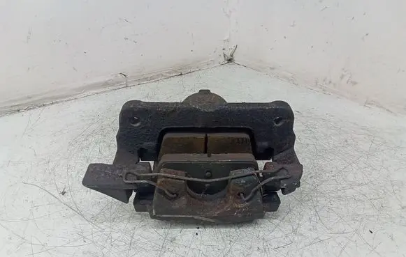 Peugeot 508 Front brake caliper
