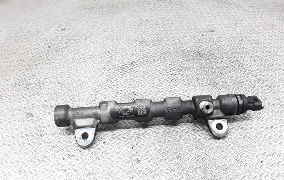 Opel Astra J Fuel main line pipe 55576177