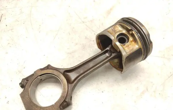 Alfa Romeo 156 Piston with connecting rod