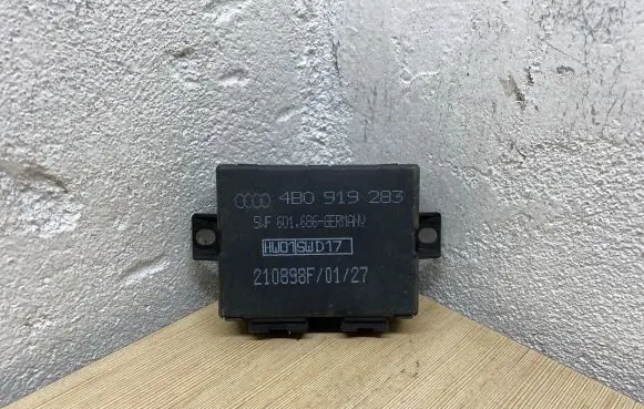 Audi A6 S6 C5 4B Parking PDC control unit/module 4B0919283 210898F 601686