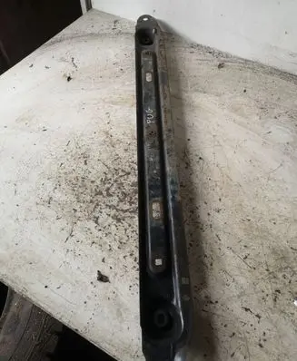 Peugeot 3008 I Bottom radiator support slam panel 
