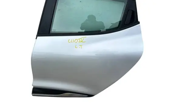Renault Clio IV Rear door 