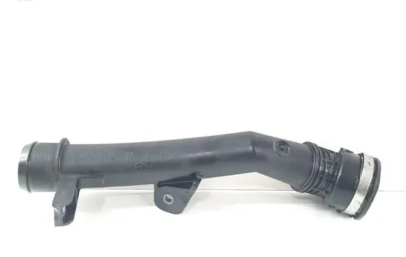 Peugeot 5008 II Intercooler hose/pipe 9831710780