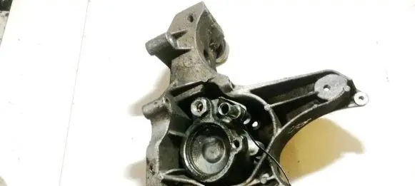 Volvo S40, V40 Power steering pump 7700105711b