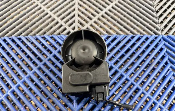 Lexus CT 200H Alarm system siren 8904076011 2370005561