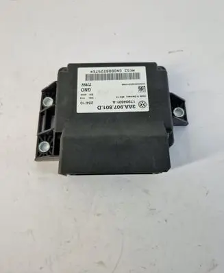 Volkswagen Tiguan Hand brake control module 3AA907801D
