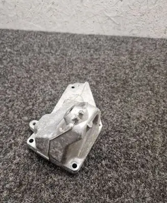 Mercedes-Benz SL R231 Engine mounting bracket A2732230804
