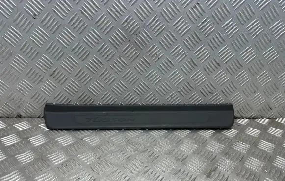 Hyundai Tucson TL Front sill trim cover 85883D7000