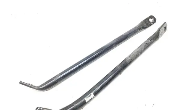 Other engine bay part