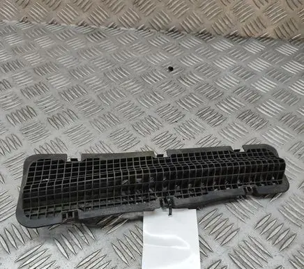 Mitsubishi 3000 GT Wiper trim MB609500
