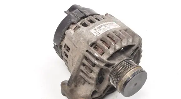 Alfa Romeo Giulietta Generator/alternator 51854903