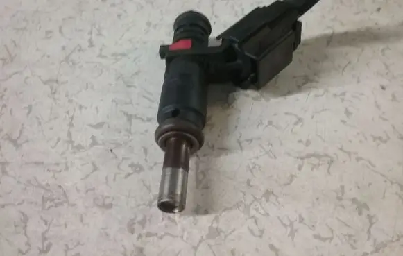 Mini One - Cooper Coupe R56 Fuel injector V75281768006