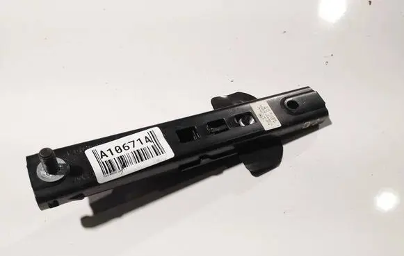 Ford Mondeo Mk III Seat belt adjustment rail 6g9n611c46ac 6g9n-611c46-ac