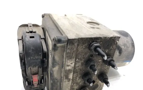 Volkswagen PASSAT B6 ABS Pump 3C0614095Q