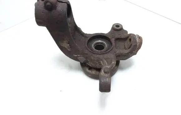 Volvo V70 Front wheel hub