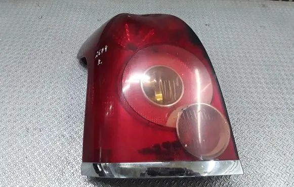 Toyota Avensis T250 Rear/tail lights