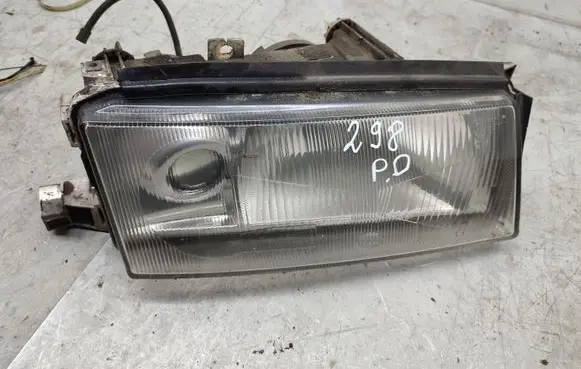 Skoda Octavia Mk1 (1U) Headlight/headlamp