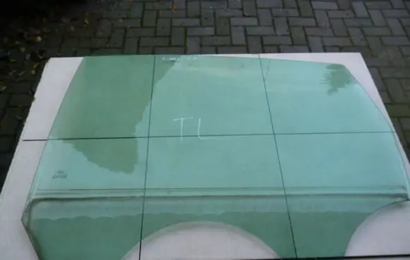 Ford S-MAX Sliding door window/glass 