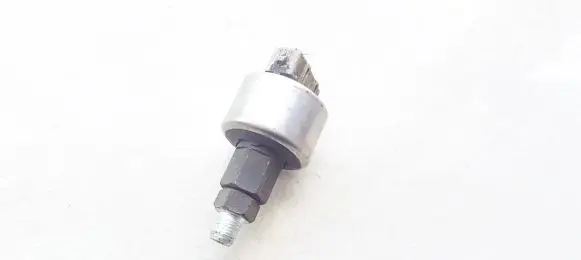 Peugeot 406 Air conditioning (A/C) pressure sensor hp26bar 283003psa