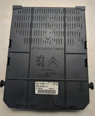 Citroen C5 Fuse module 21676031 28113342 281148344