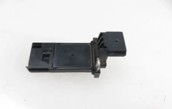 Opel Insignia A Mass air flow meter AFH70M78 20787043