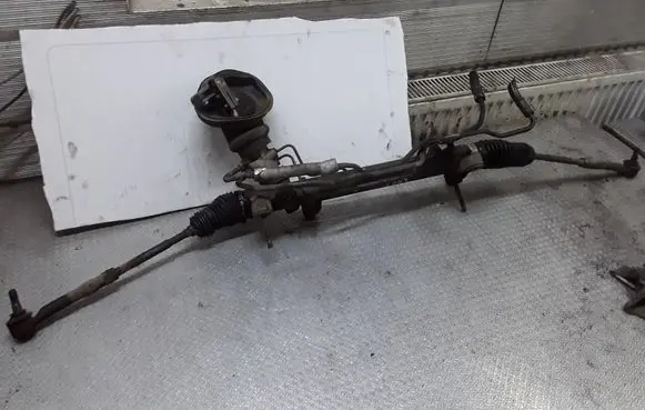Toyota Corolla Verso AR10 Steering rack