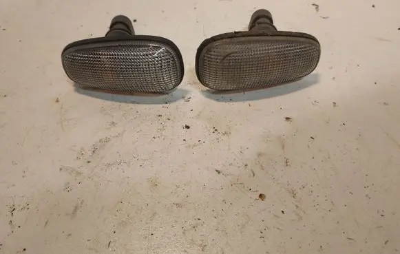 Opel Zafira A Front fender indicator light