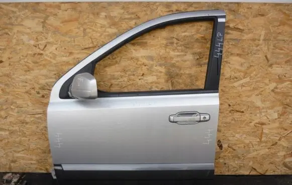 KIA Sorento Front door