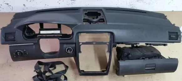 Mercedes-Benz B W245 Dashboard A1696800887