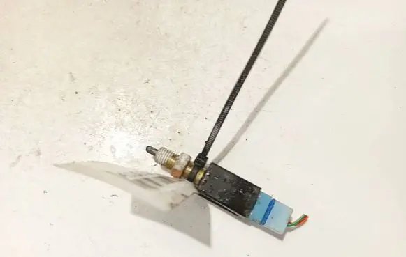 Brake pedal sensor switch