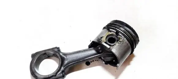 Piston with connecting rod