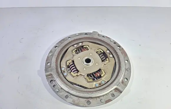 Toyota Prius+ (ZVW40) Clutch pressure plate 3127047040 9F050740