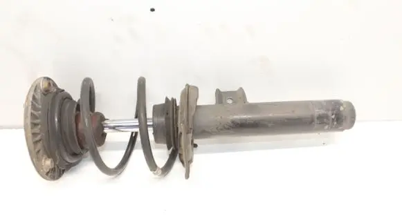 BMW 4 F32 F33 Front shock absorber with coil spring 6856629