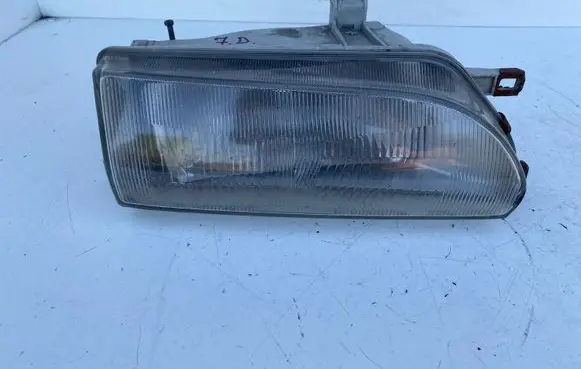 Toyota Corolla E90 Headlight/headlamp 2121140