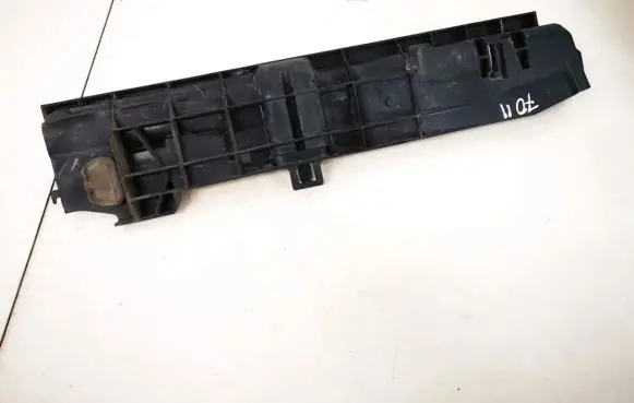 BMW 1 E81 E87 Radiator mount bracket 17107524912 17107524912-11