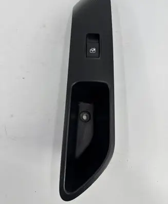 Iveco Daily 6th gen Electric window control switch 5801511730