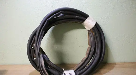 Saab 9-5 Seal rubber (tailgate) 