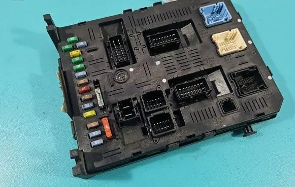 Citroen C5 Central body control module 9663510480 IMPRK1505383