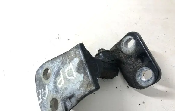 Land Rover Range Rover Sport L320 Front door lower hinge BDB780062