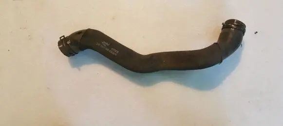 Engine coolant pipe/hose