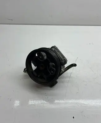 Mitsubishi Grandis Power steering pump 67312001