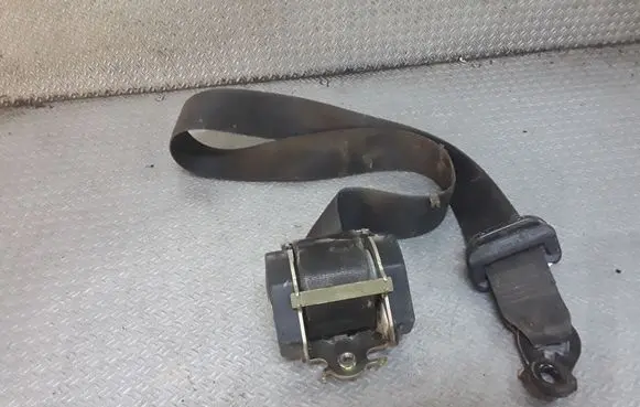 Opel Vivaro Front seatbelt