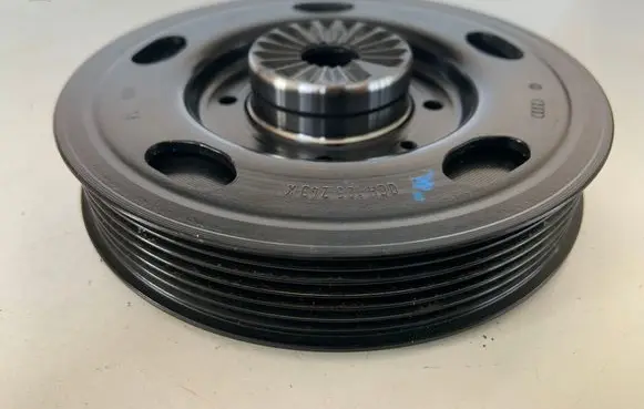 Audi Q5 SQ5 Crankshaft pulley 06H105243K