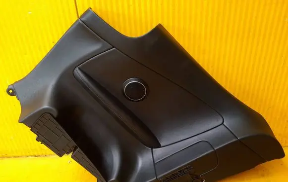 Mercedes-Benz C W205 Coupe rear side trim panel 