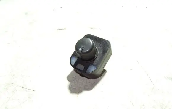 Audi A4 S4 B7 8E 8H Wing mirror switch 8E0959565