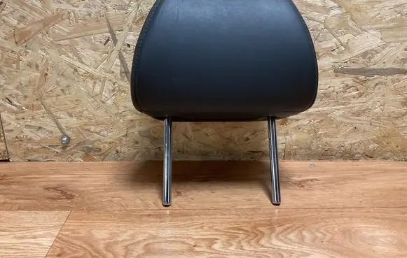 Honda Accord Front seat headrest