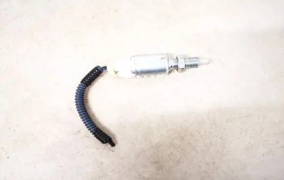 Toyota RAV 4 (XA30) Brake pedal sensor switch