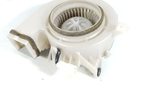 Lexus GS 300 350 430 450H Hybrid/electric vehicle battery fan G9230-30010 117200-6050