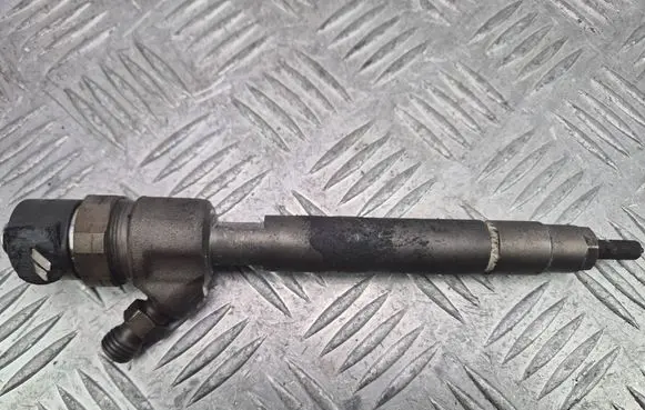 Mercedes-Benz C W203 Fuel injector A6460700787
